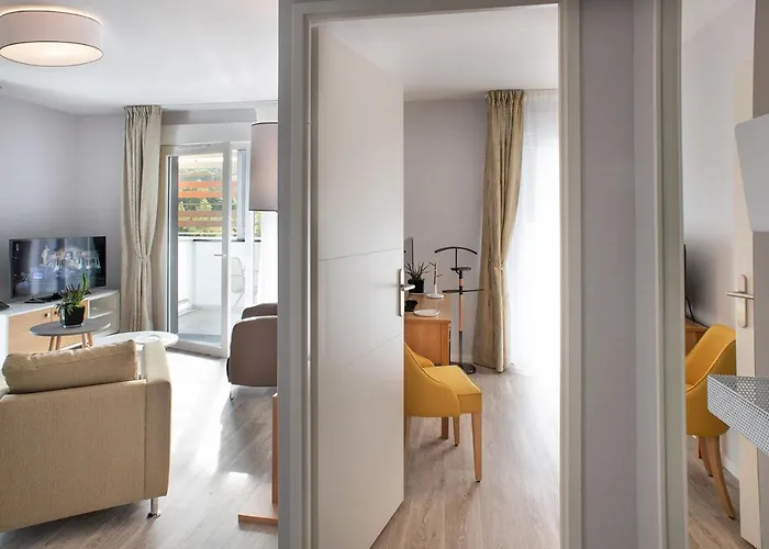 Aparthotel Domitys - Les Vergers D'ebène